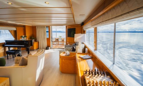 summer sunset yacht charter in th san juan islands in washington.